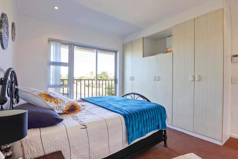 To Let 3 Bedroom Property for Rent in Parklands Western Cape